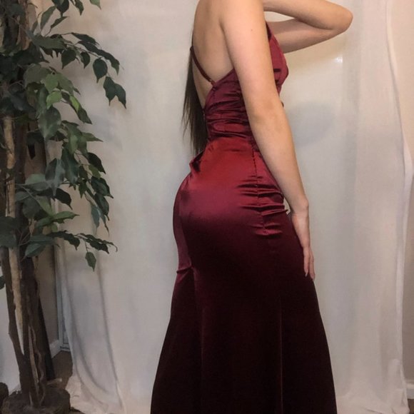 Formal Red Sexy Floor Length Mermaid Satin Dress - Picture 6 of 10